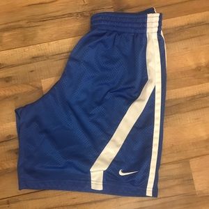 Men’s large Nike running shorts